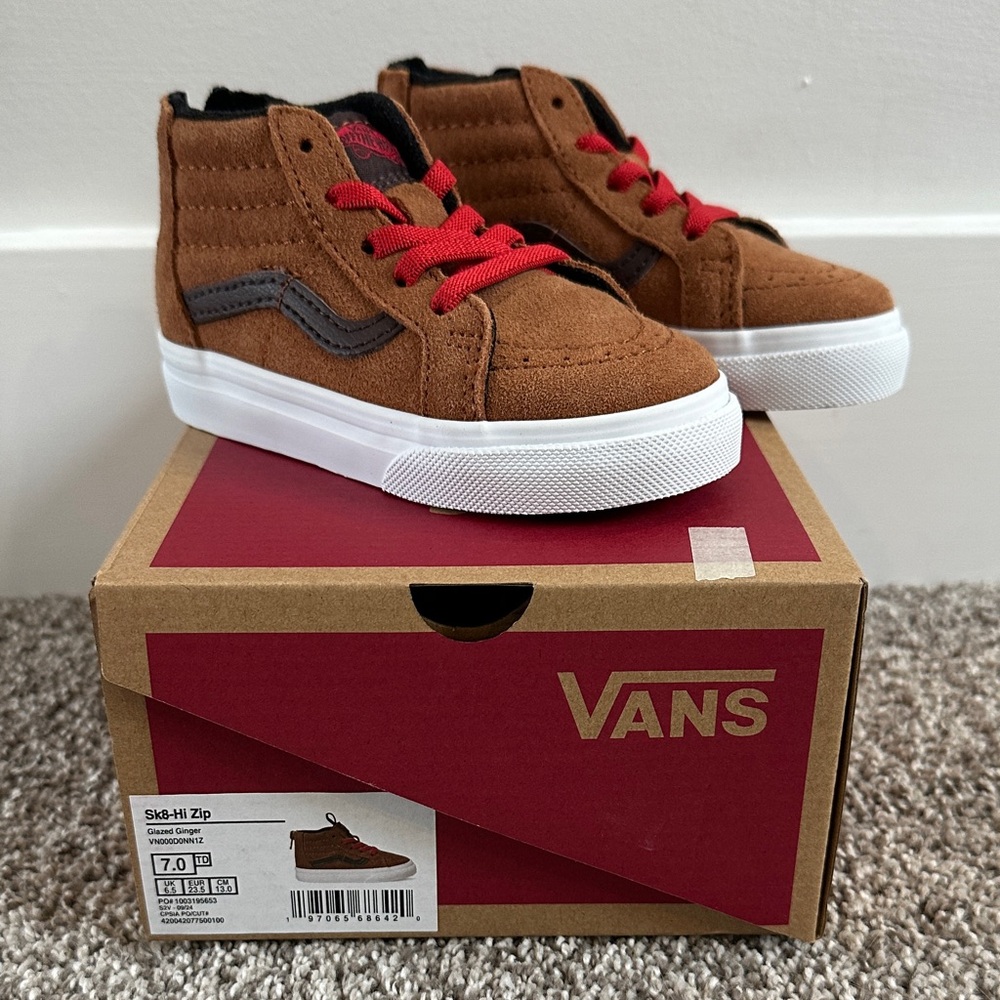 Vans Sk8-Hi Zip Brown with Red Accents *BRAND NEW*